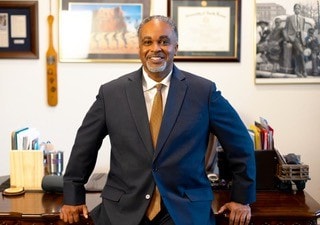 Photo of Dr. Robert Bostic
